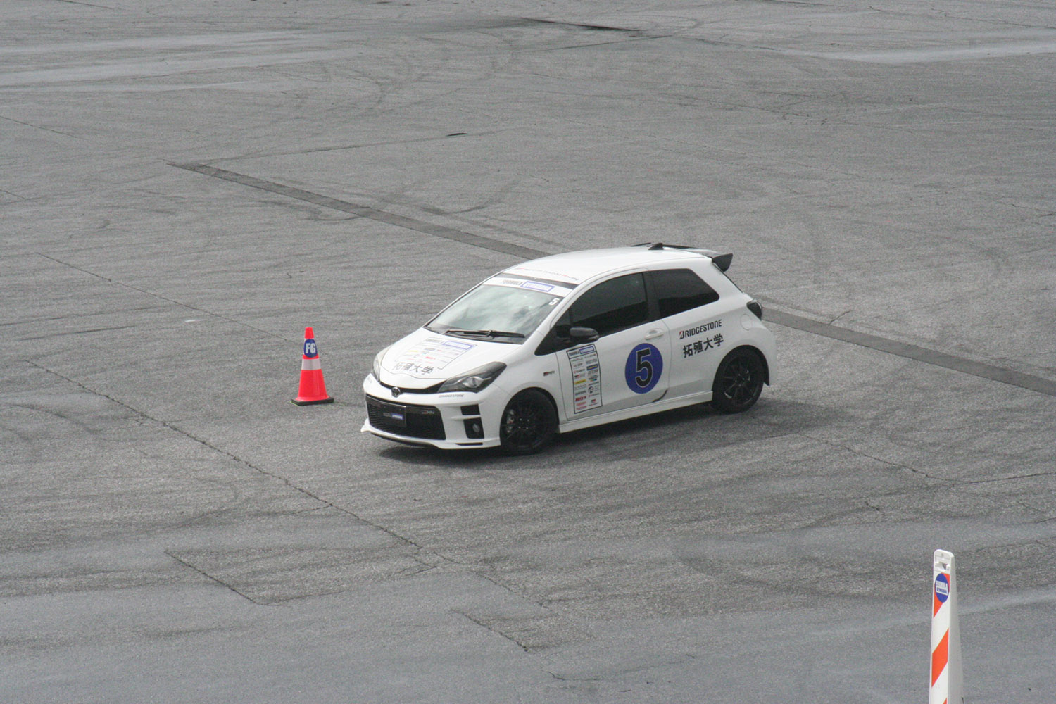 学生たちの熱戦が雨雲を吹き飛ばした「フォーミュラジムカーナ2024全国決勝大会」 〜 画像65