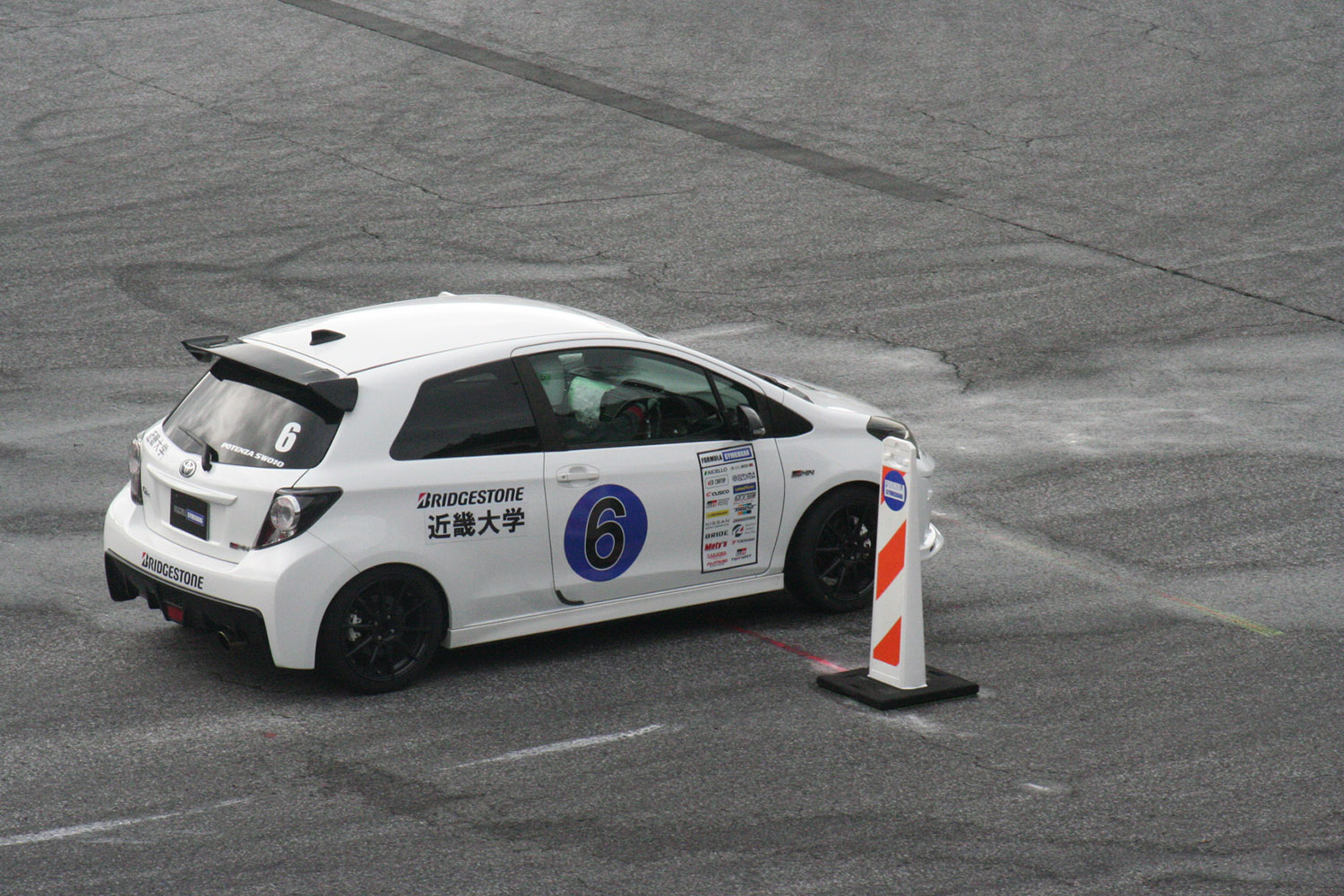 学生たちの熱戦が雨雲を吹き飛ばした「フォーミュラジムカーナ2024全国決勝大会」 〜 画像83