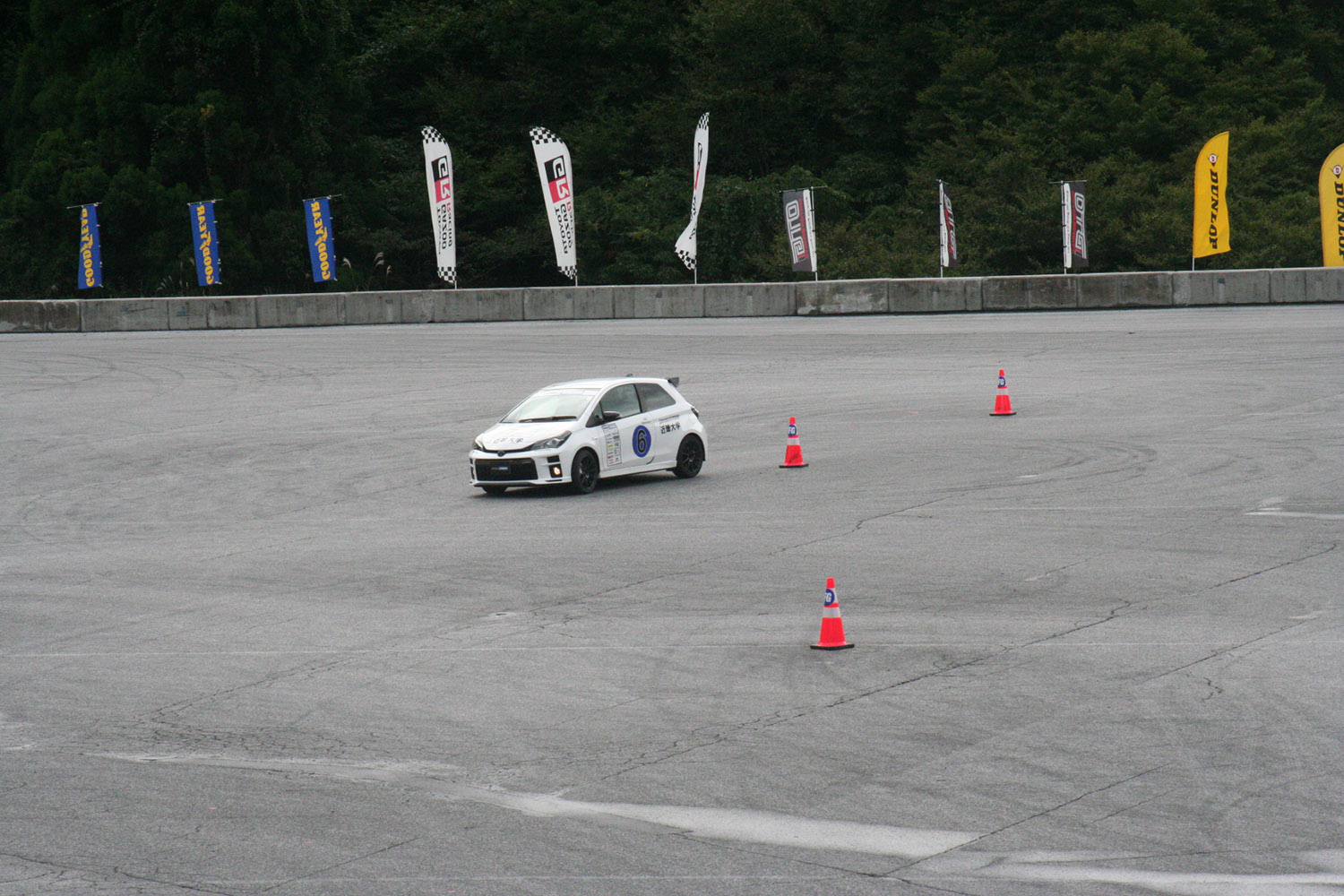 学生たちの熱戦が雨雲を吹き飛ばした「フォーミュラジムカーナ2024全国決勝大会」 〜 画像84