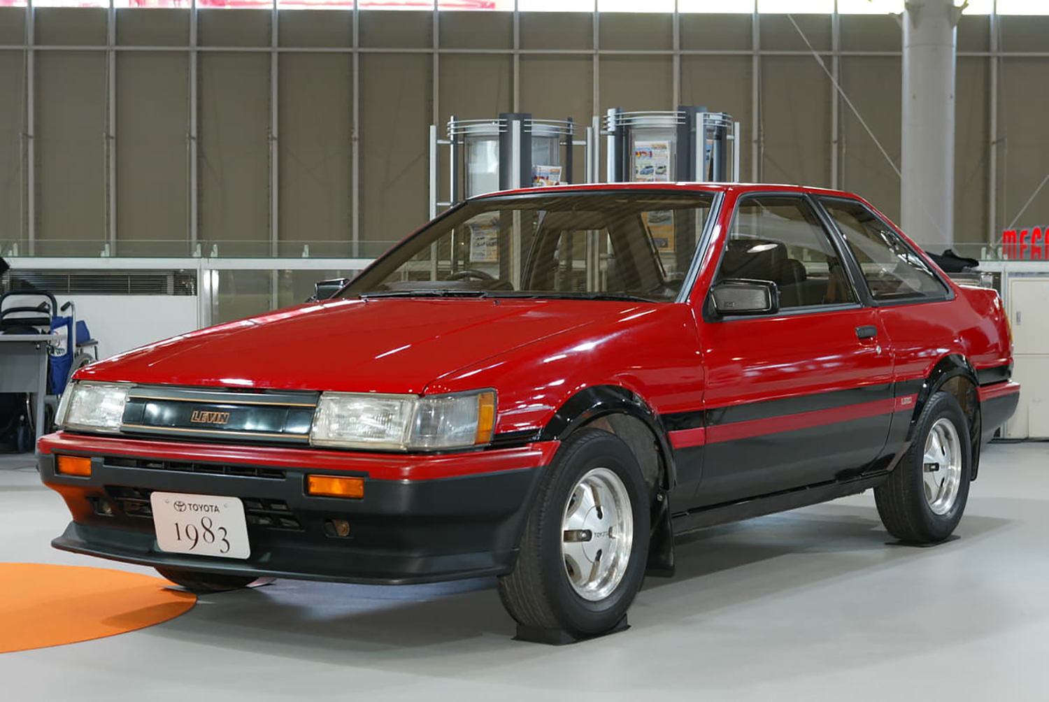 トヨタ・カローラレビン（AE86） 〜 画像3