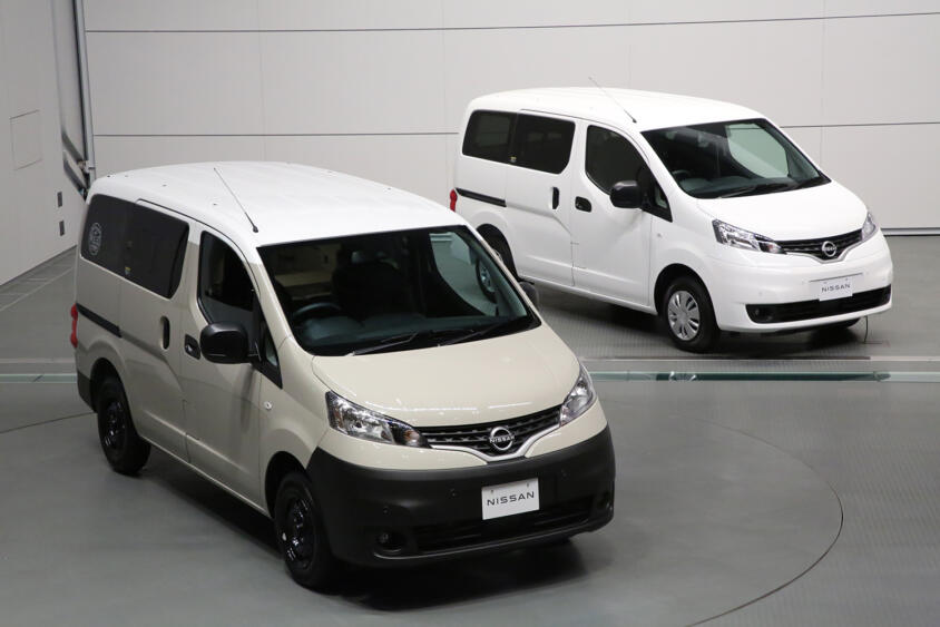 家よりクルマにいる時間が多くなる!?　日産「NV200 バネット MYROOM」は移動オフィスからアウトドア趣味までなんでもござれの中身だった