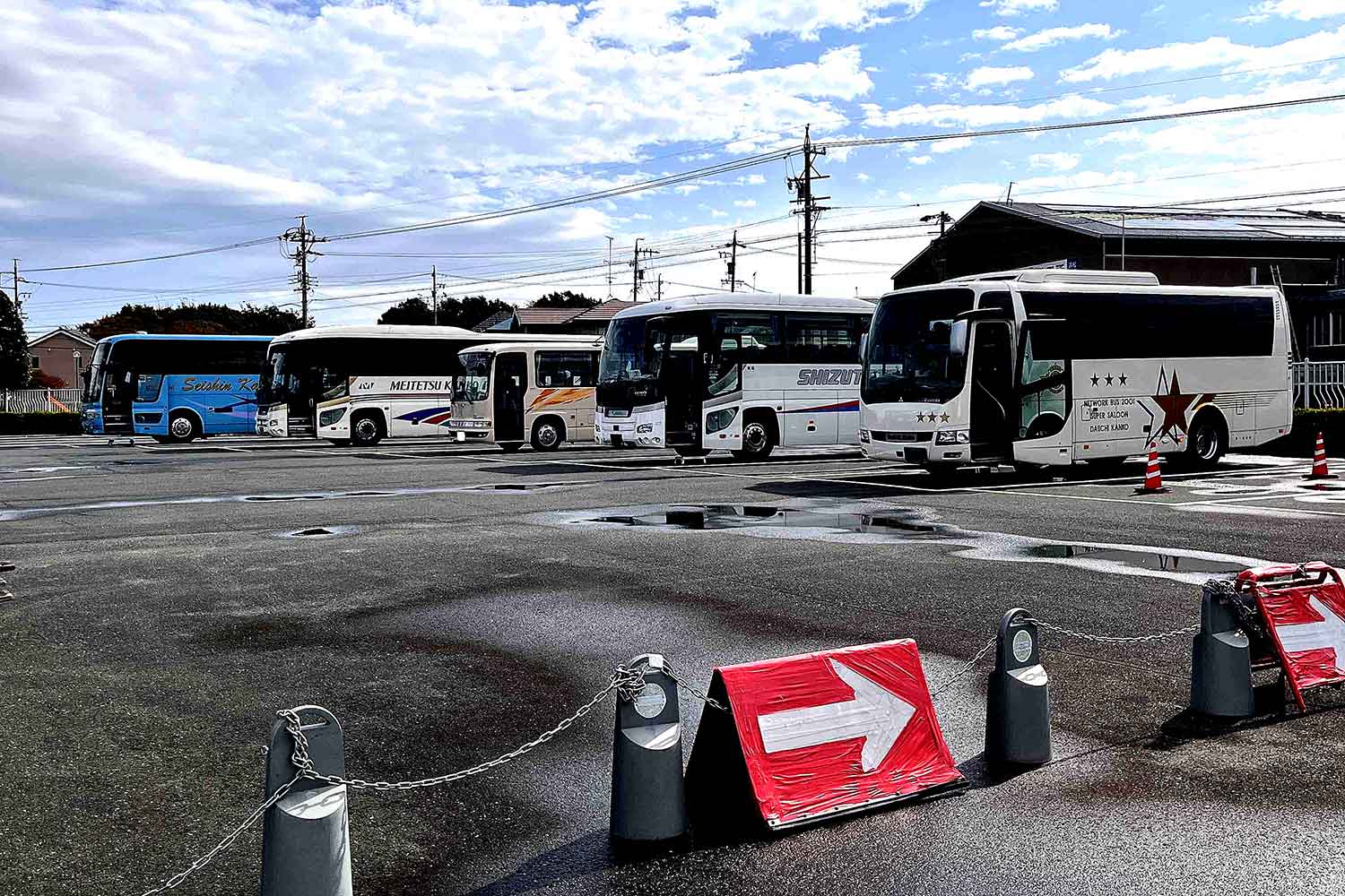 貸切バスの専用駐車場の様子 〜 画像4