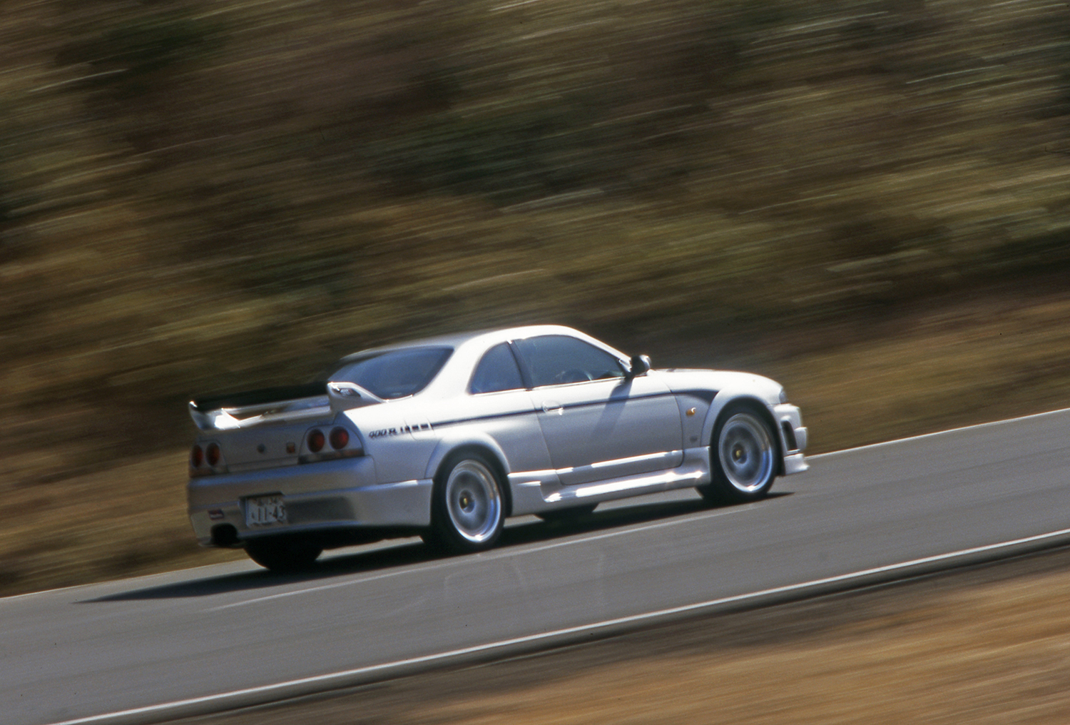 R33スカイラインGT-Rベースのコンプリートカー「NISMO 400R」 〜 画像4