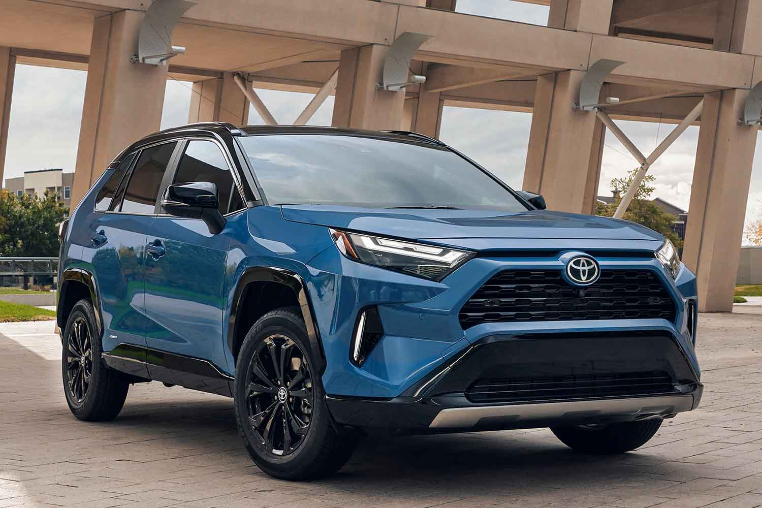 トヨタRAV4（北米仕様）のフロントまわり 〜 画像4