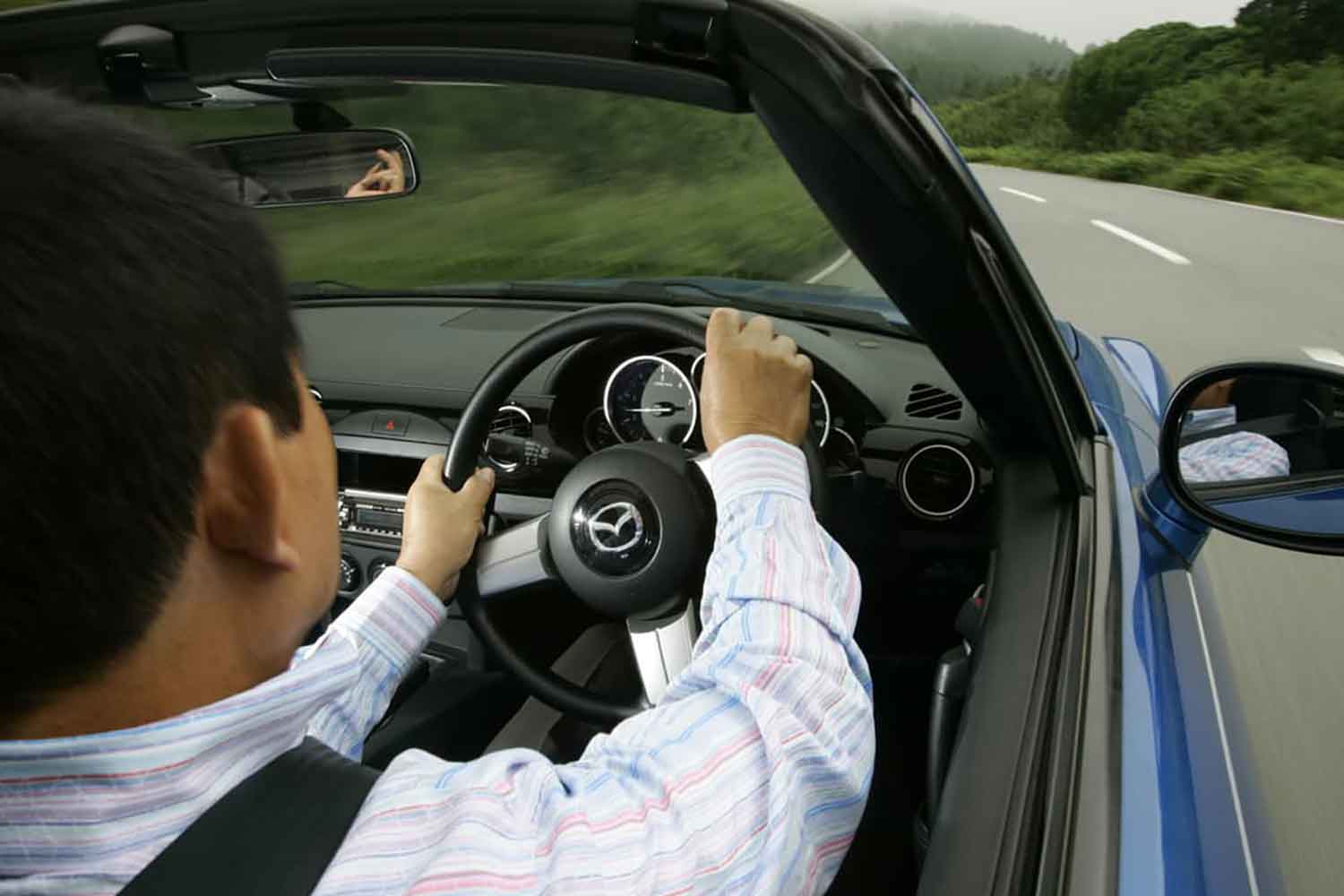 峠道を走る車窓 〜 画像3