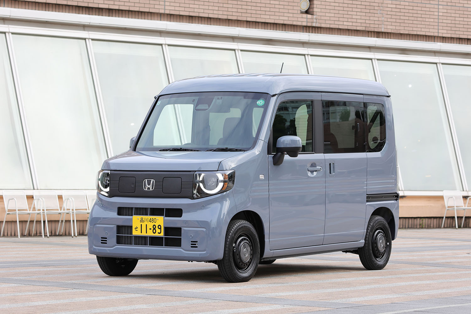 ホンダN-VAN e:のフロントスタイリング