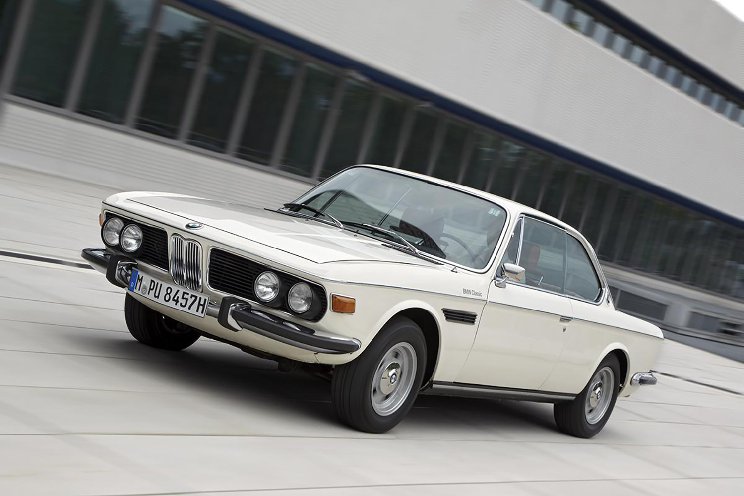 BMW 3.0CSのフロントスタイリング