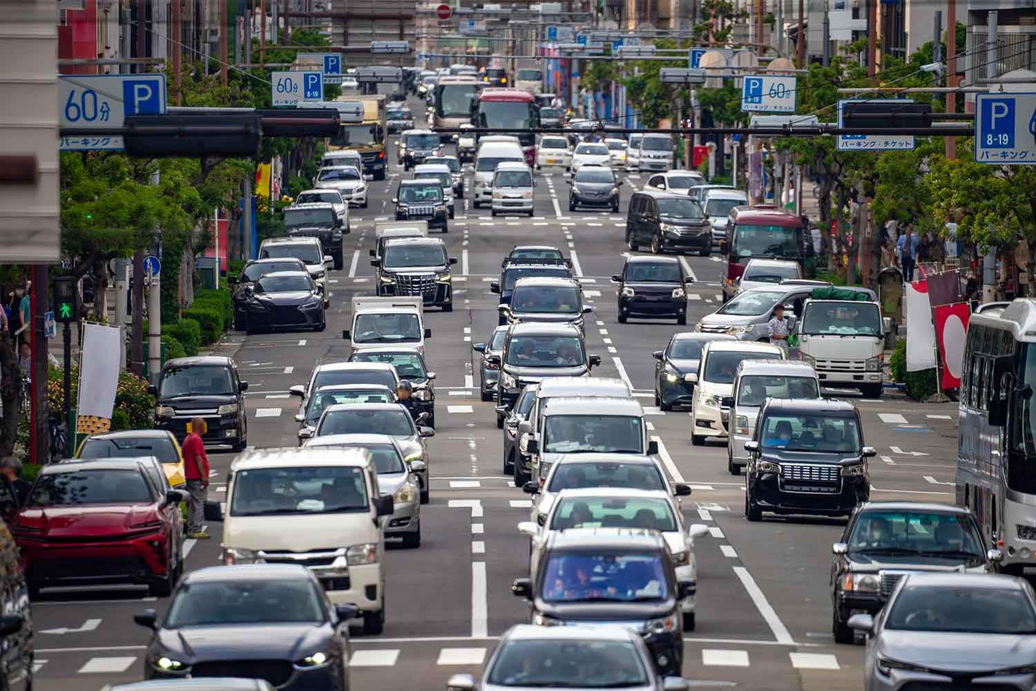 交通量の多い道路