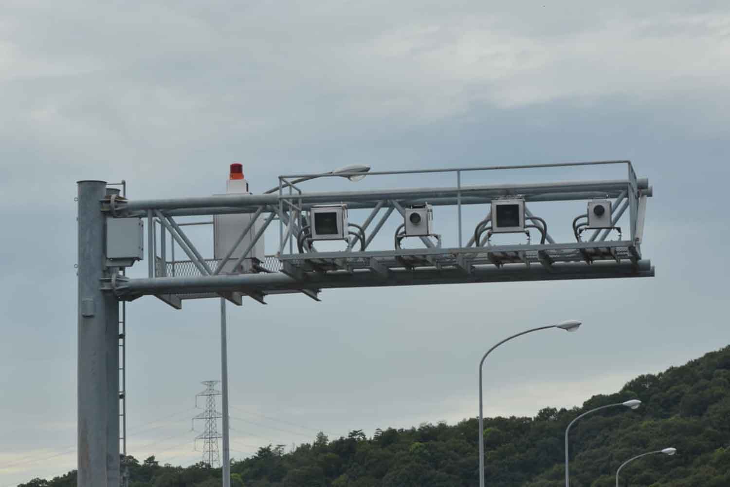 高速道路上のオービス