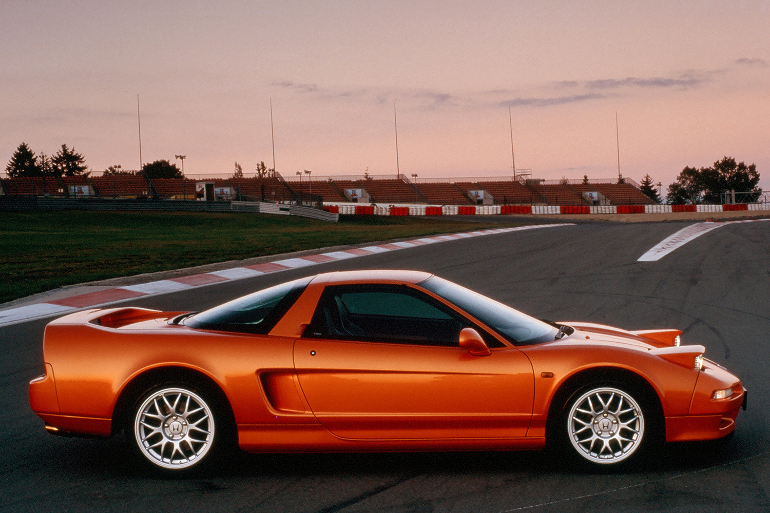 ホンダ NSX S ZeroのやりすぎっぷりはタイプR以上だった 〜 画像1