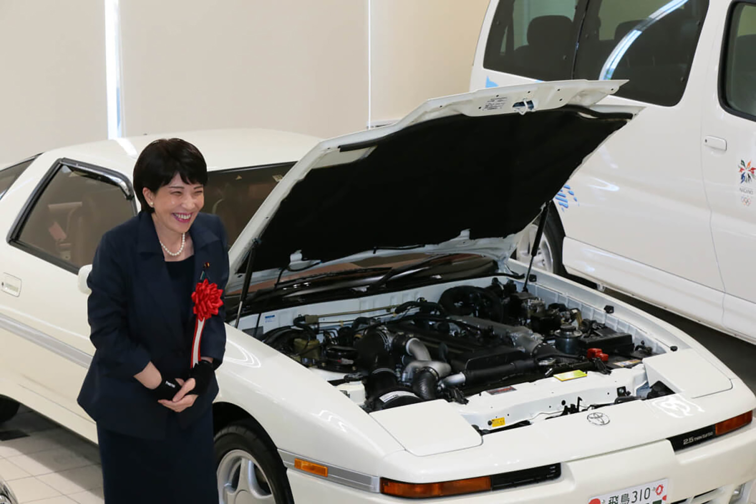 高市早苗議員と愛車のA70型スープラ 〜 画像15