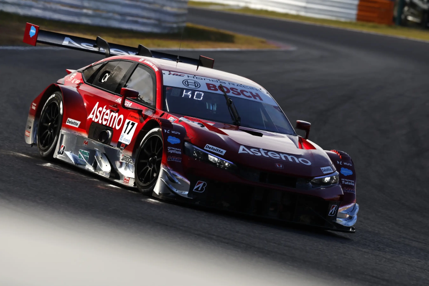 SUPER GT GT500クラスに参戦するAstemo REAL RACINGのシビックタイプR-GT 〜 画像4