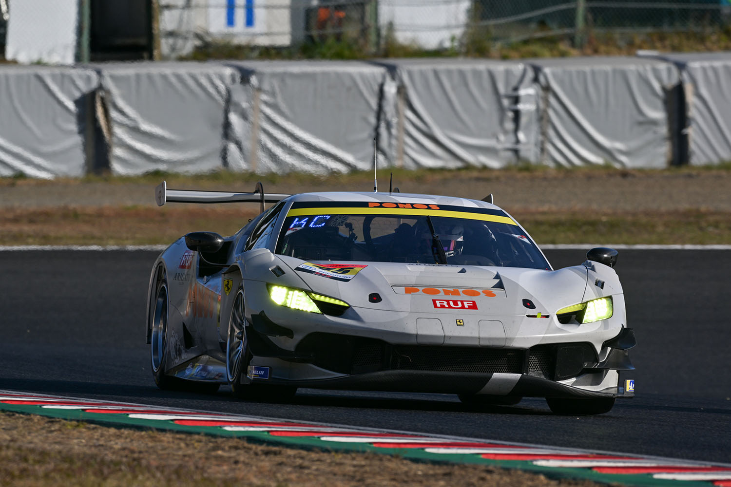 PONOS RACINGチームのフェラーリ296 GT3 〜 画像1