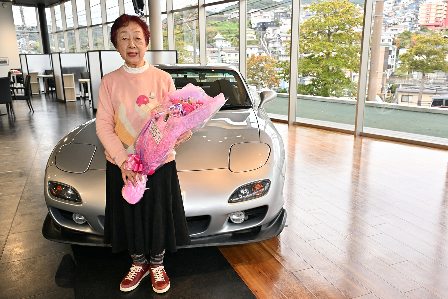 80歳まで25年間RX-7に乗り続けた女性オーナーからマツダへの車両譲渡が決まり返還セレモニーが行われた 〜 画像39