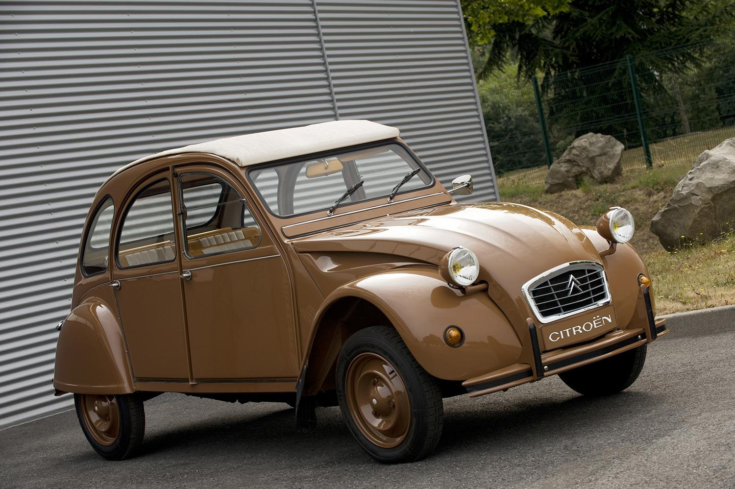 シトロエン 2CV Hermèsのフロントスタイリング