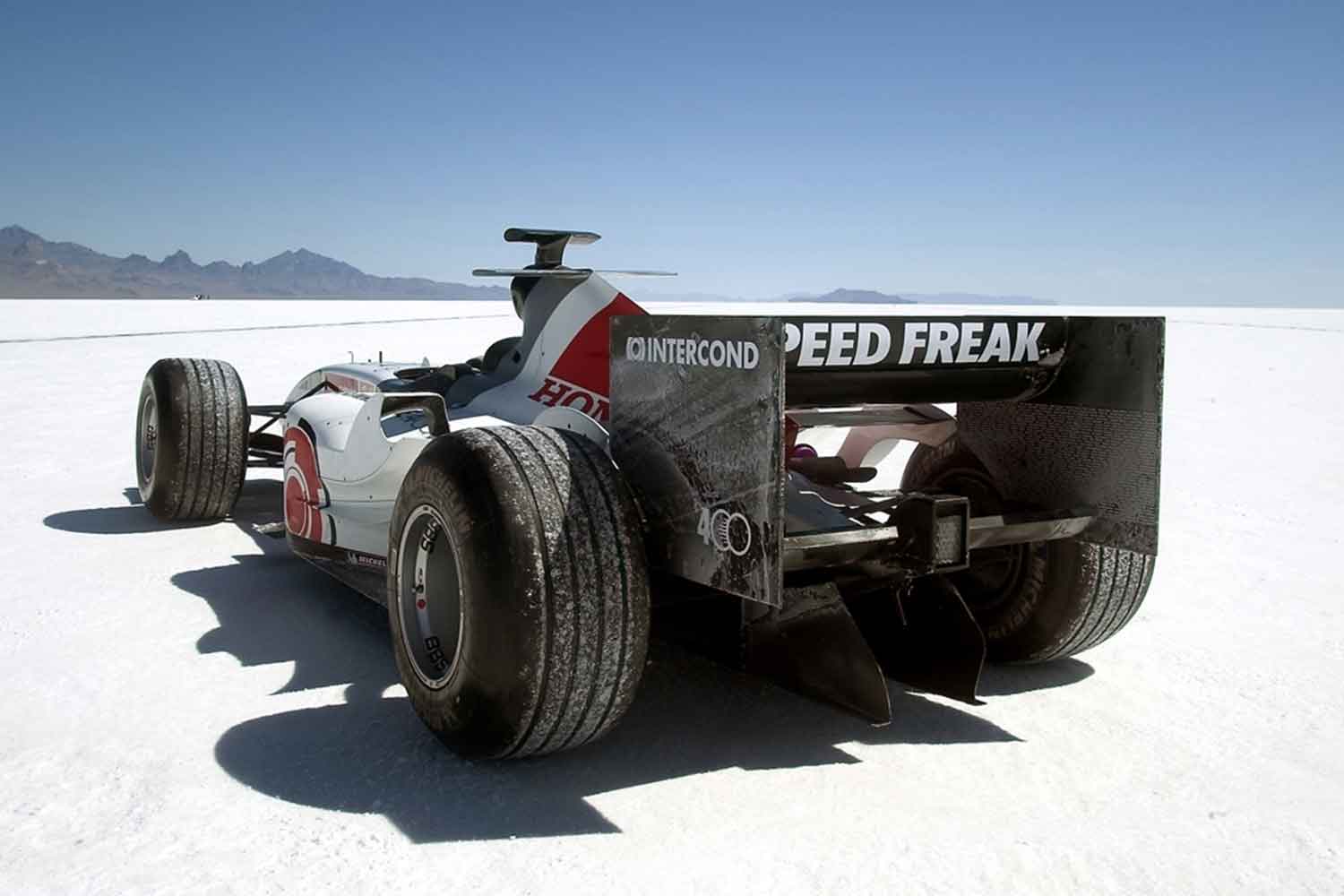 BARホンダのF1マシンのリヤまわり 〜 画像3