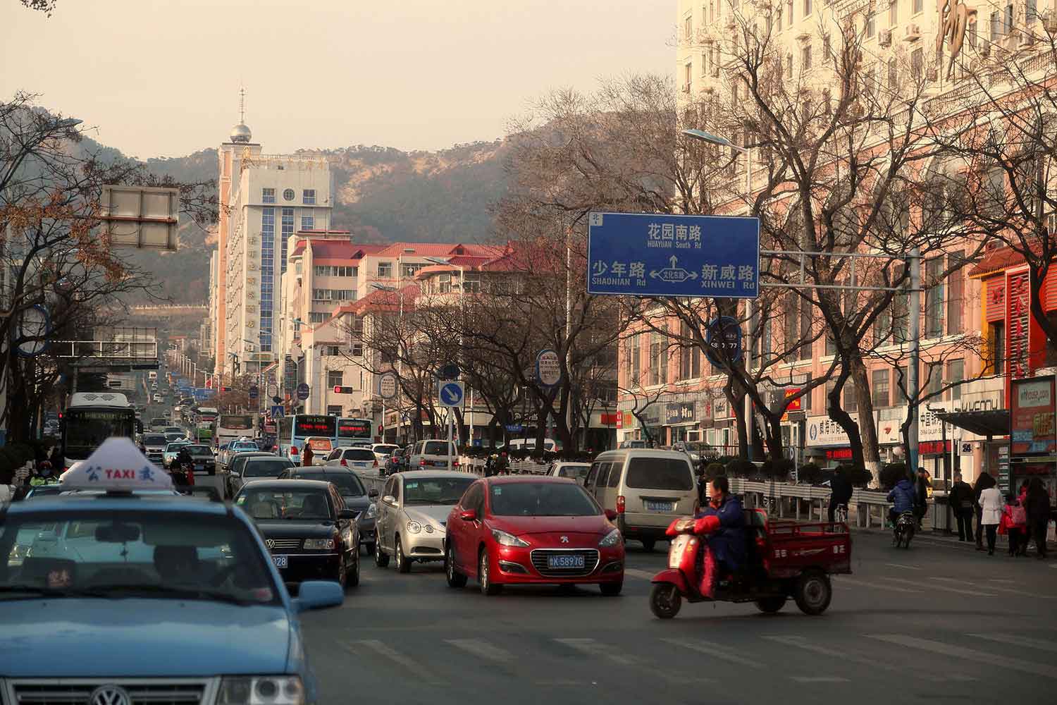 中国国内の道路の様子