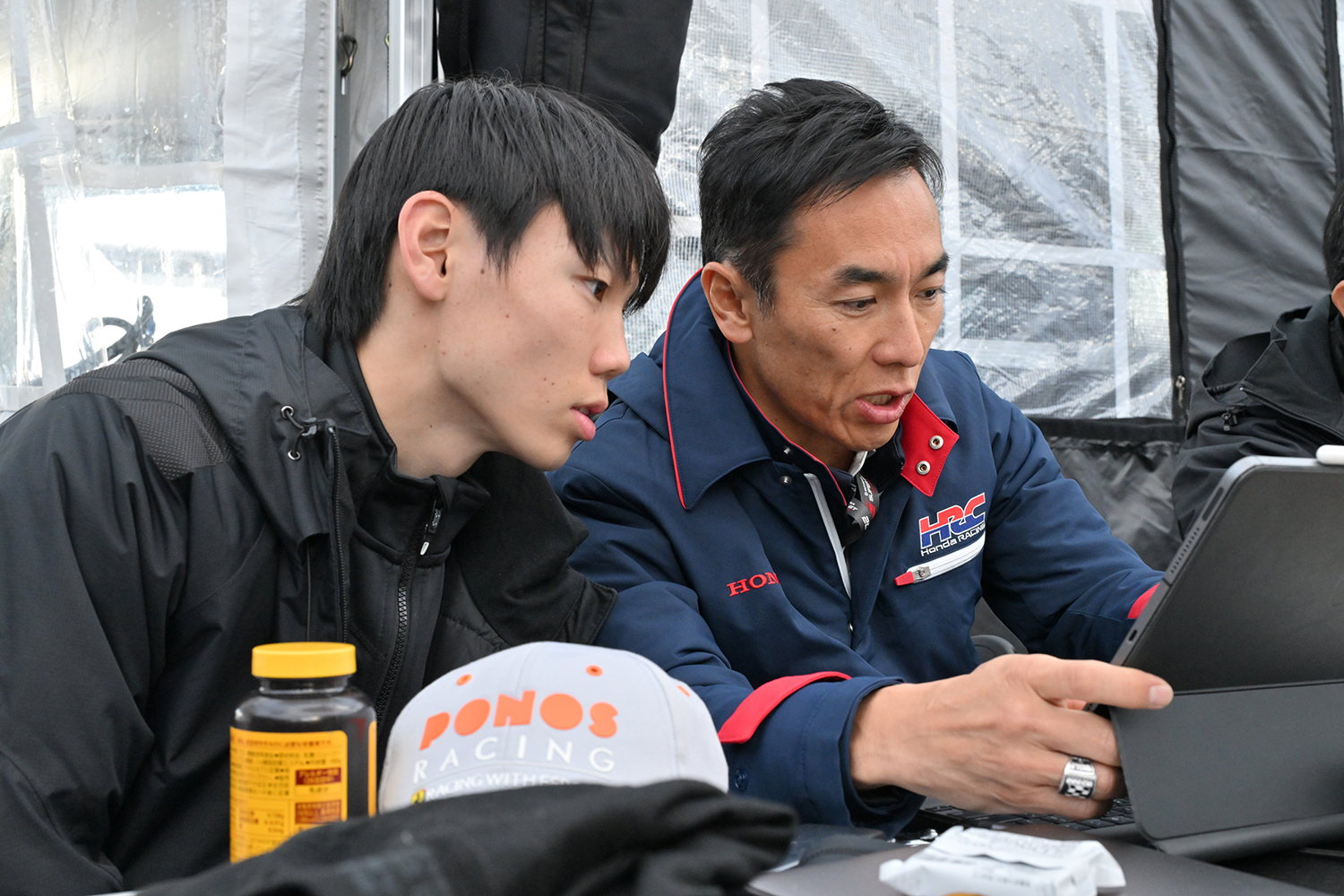 佐藤凛太郎選手と佐藤琢磨選手 〜 画像21