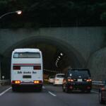 想像以上の恐怖と危険！　トンネル内で車両火災に遭遇したら「愛車を置いて逃げる」が正解だった