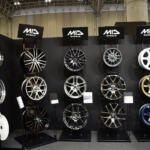 【画像】アウトドアブランド「DOD」とのコラボホイールも展示！　好みのホイールを見つけるなら「 MID WHEELS」ブースを探索【東京オートサロン2025】 〜 画像5