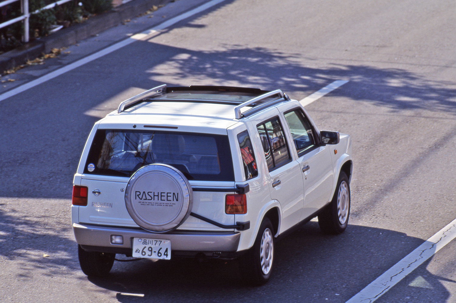 日産ラシーンのリヤスタイリング 〜 画像14