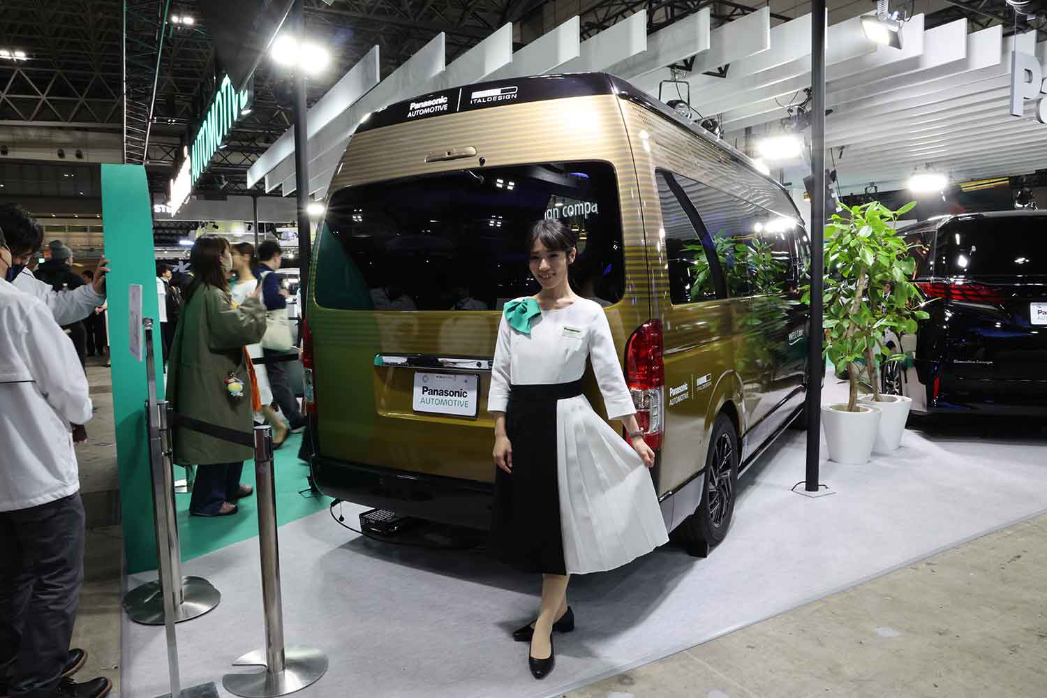 東京オートサロン2025に展示されたWELL Cabin GranLuxe（ウェル･キャビン･グランラグゼ）