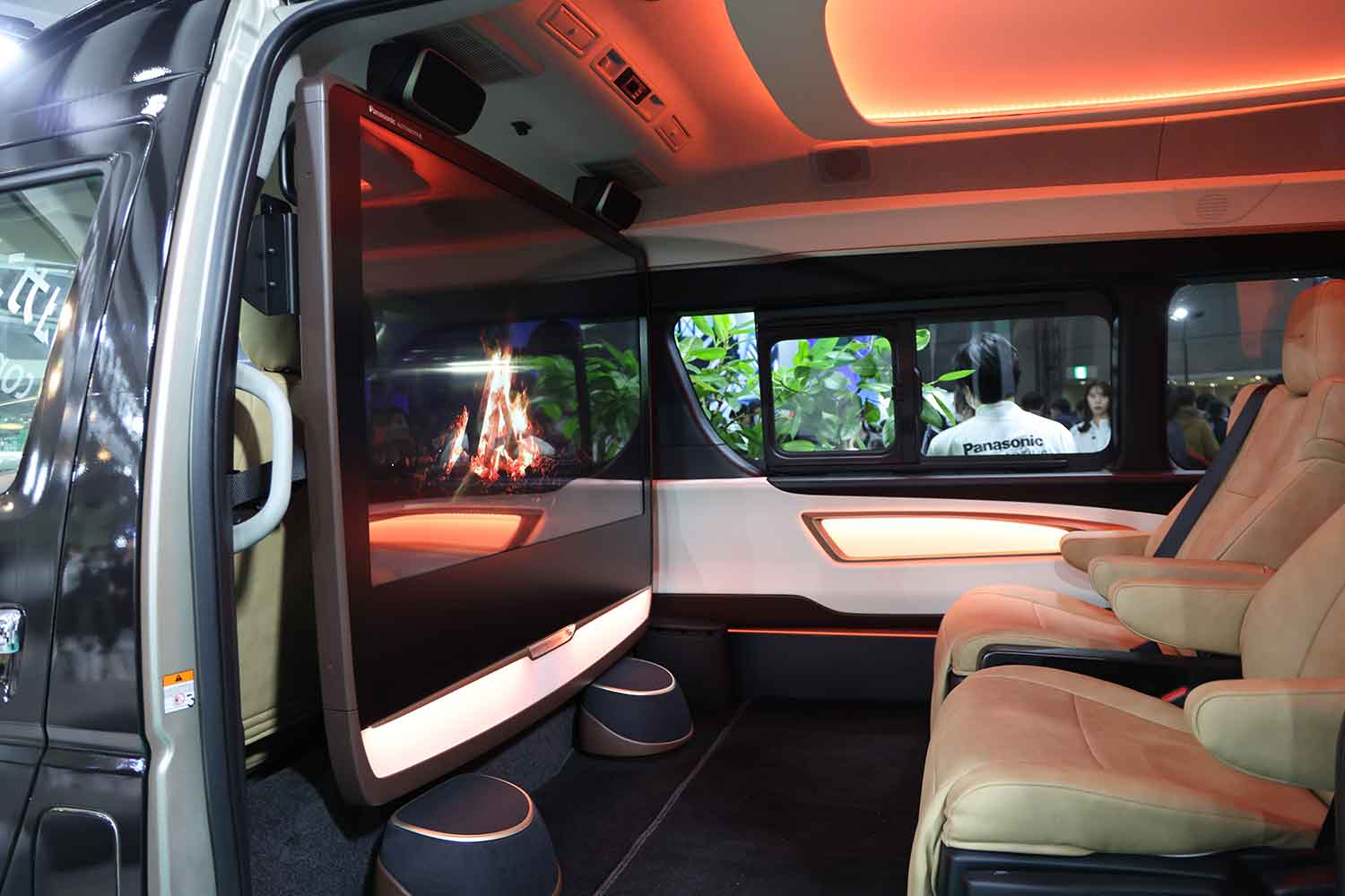 東京オートサロン2025に展示されたWELL Cabin GranLuxe（ウェル･キャビン･グランラグゼ） 〜 画像5