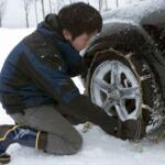 【画像】冬の北海道じゃタクシーもバスも軽自動車の女性も「ドリフト」「カウンター」当たり前！　レーシングドライバーが語る「雪上走行」の重要性とは 〜 画像2