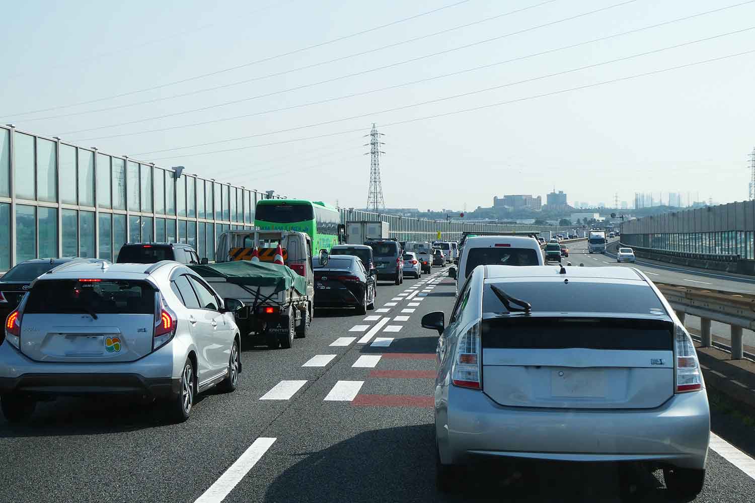 渋滞の車列 〜 画像5