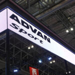 【画像】フラッグシップブランド「ADVAN」と純白のデモカーがお出迎え！　ヨコハマタイヤブースは走り好きは一見の価値あり【東京オートサロン2025】 〜 画像1