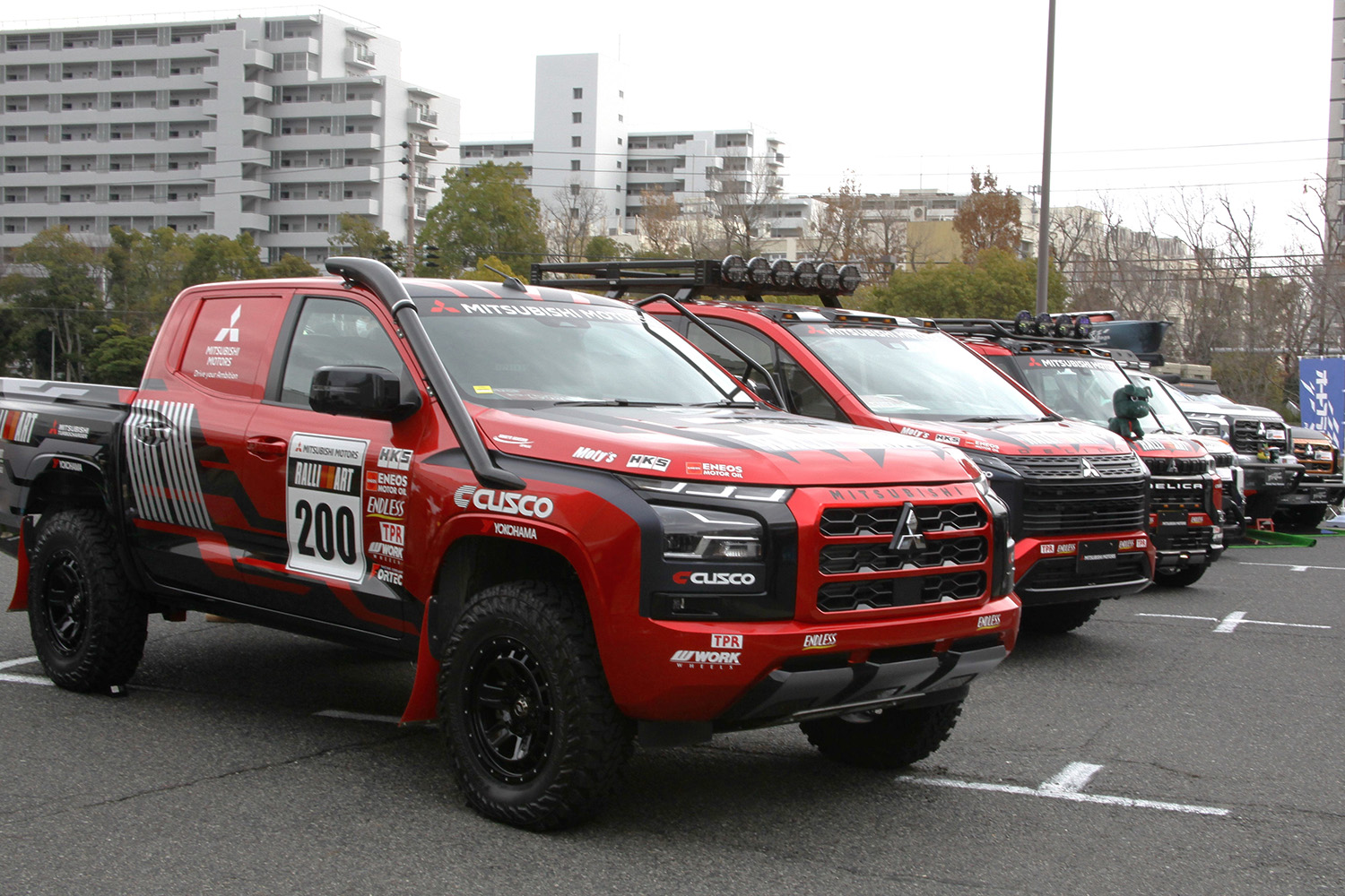 三菱の4WD登坂体験の車両 〜 画像1