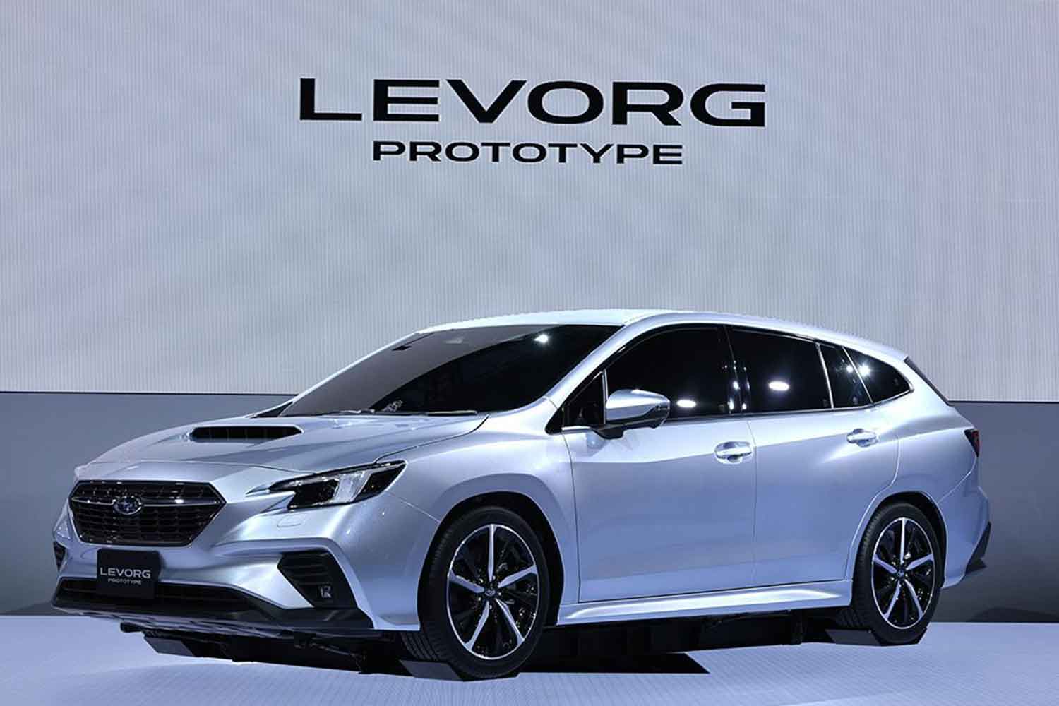 スバル・レヴォーグプロトタイプの展示様子