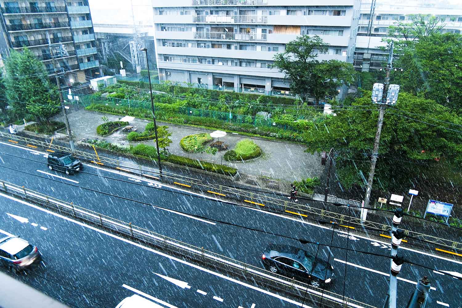 普通自動車によるノーマルタイヤでの雪道走行は罰金6000円の交通違反だ 〜 画像4