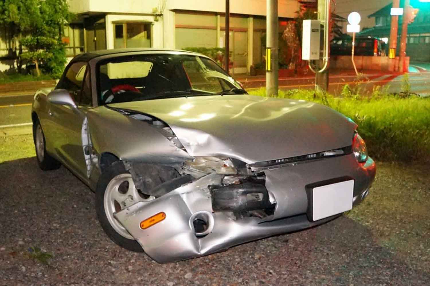 マツダ・ロードスター（NB）の事故車両