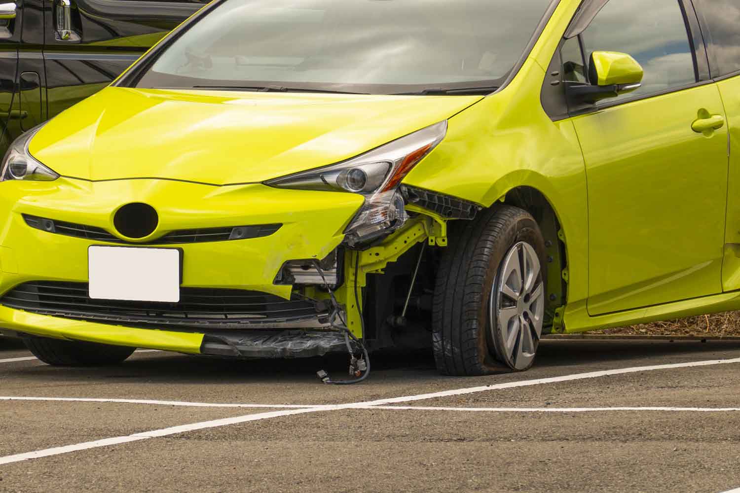 トヨタ・プリウス（4代目）の事故車両 〜 画像5