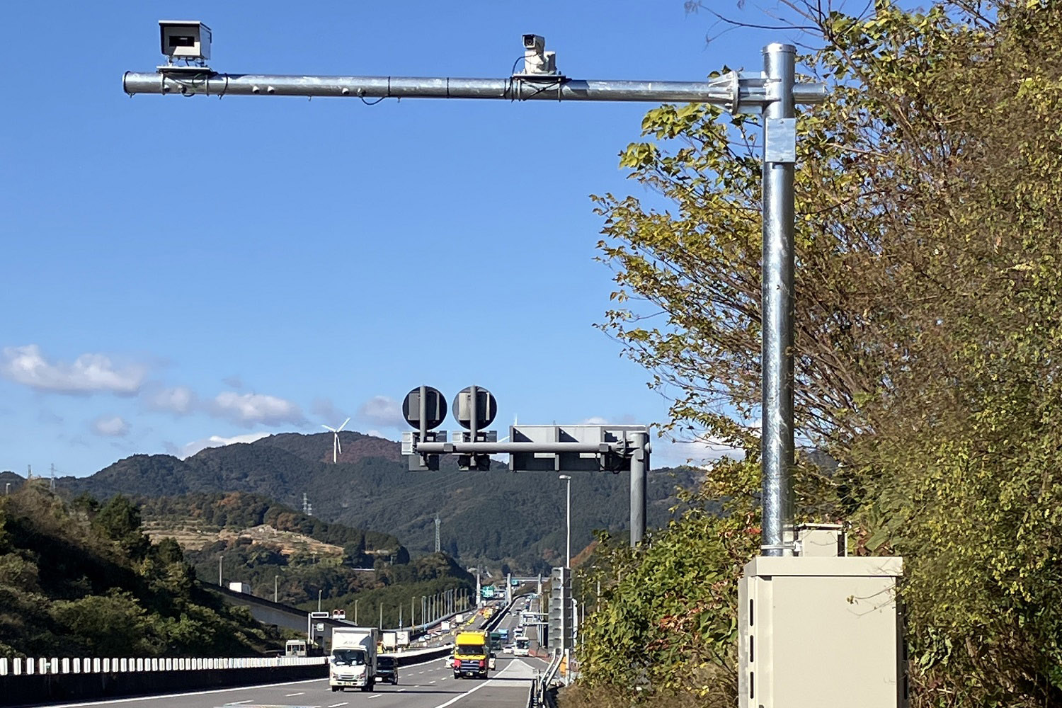 高速道路の車両検知器