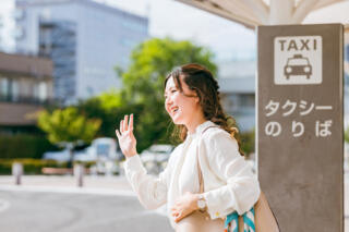 タクシーが止まらずにお客を無視する理由とは