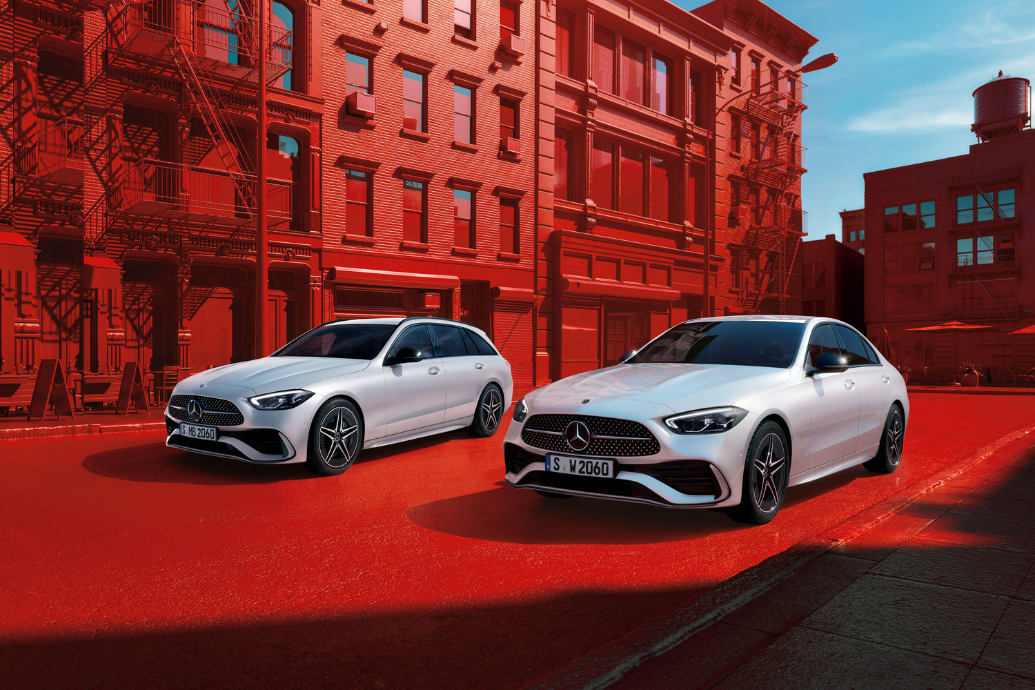 メルセデス・ベンツ「C200 Sports」のセダンとステーションワゴンのフロントスタイル