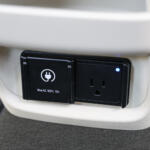 【画像】【試乗】ここまで日本に合わせてくるとは！　ヒョンデの小型EV「インスター」は日本市場をガチで獲る気満々のクルマだった 〜 画像20