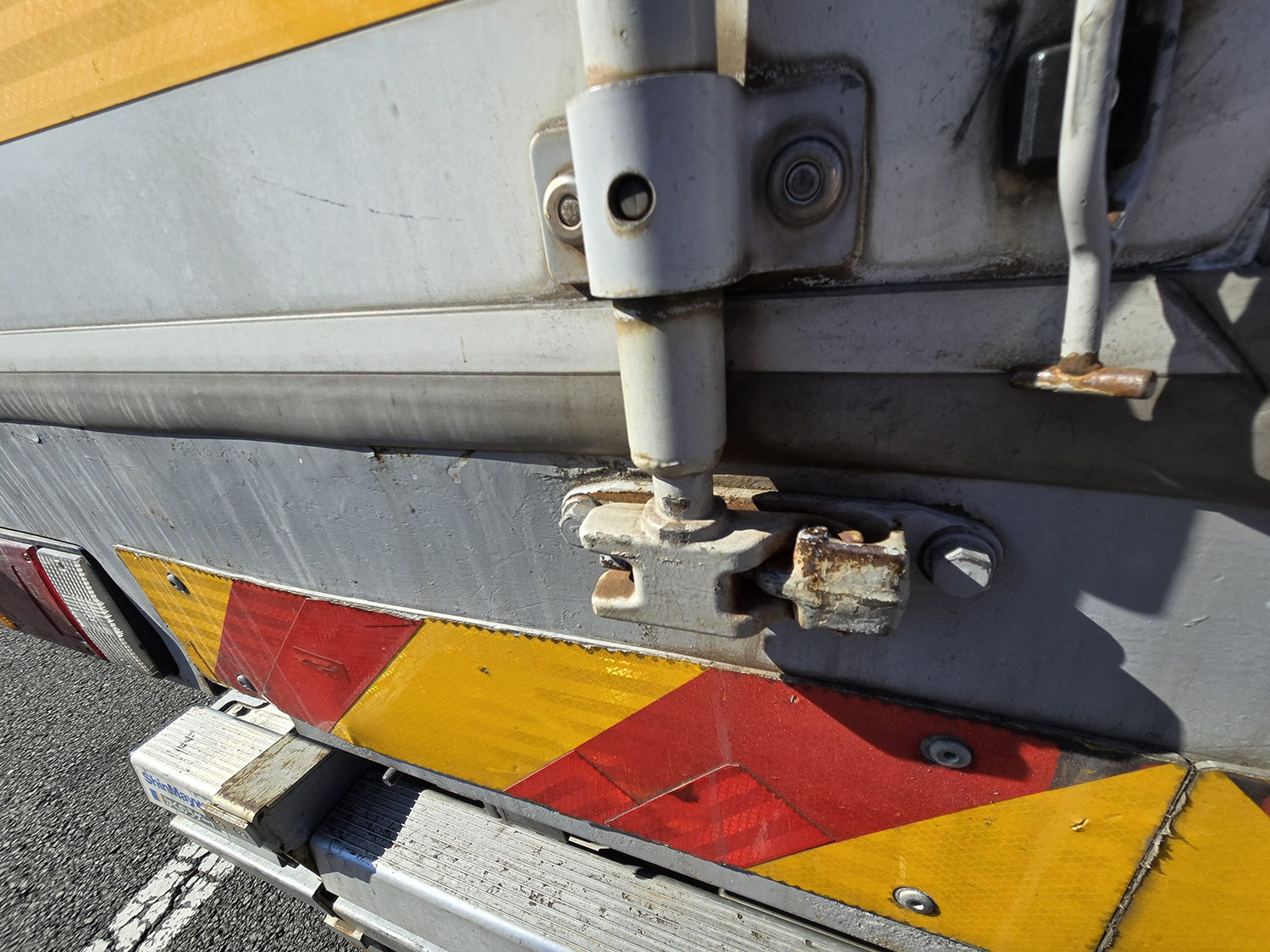 トラックを見て・触って・運転してみた 〜 画像3