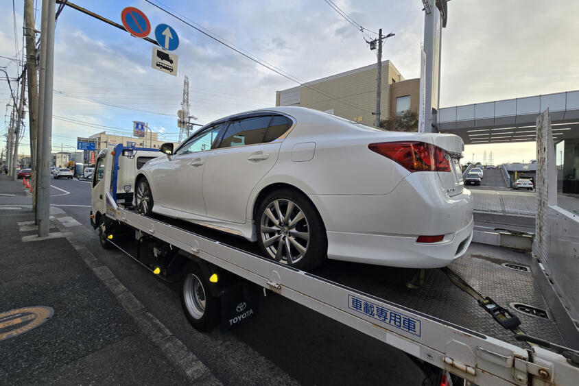 壊れたクルマの救世主！　目にするだけでなかなか触れる機会のない「積載車」に乗ってみた!!