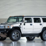【画像】日本でもヤンチャ系にどハマリしたハマーH2！　じつは軍用車H1から受け継いだのは見た目だけのナンチャッテH1だった 〜 画像1