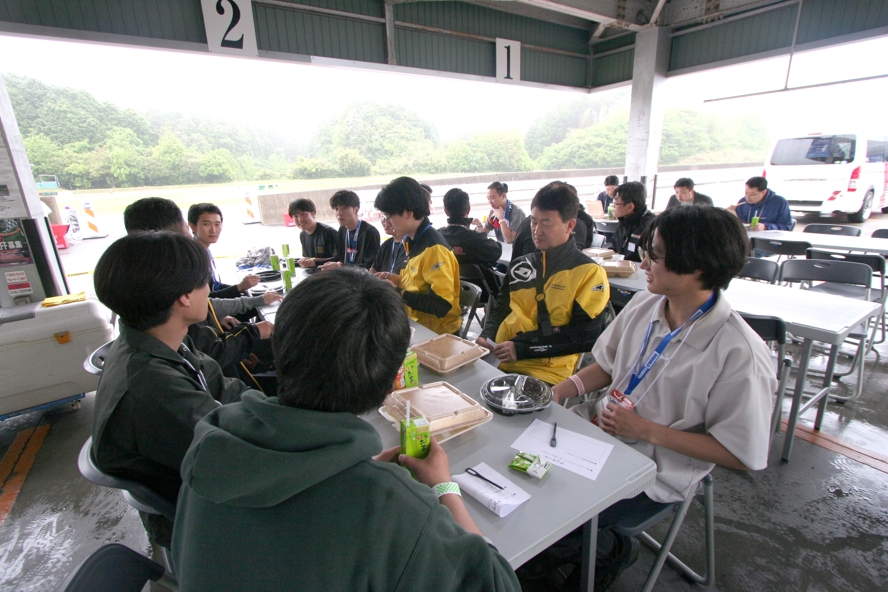 ダンロップの広報担当者との懇親会