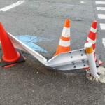 【画像】標識グッチャチャ！　センターライン消えてる！　道路の異常はいま「ライン」で簡単に通報可能だった 〜 画像4