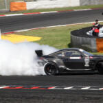 【画像】レーシングドライバーはドリフトの腕も超一流！　スーパーGTやスーパーフォーミュラを戦う大湯都史樹選手がフォーミュラドリフトに電撃参戦 〜 画像80