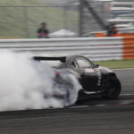【画像】レーシングドライバーはドリフトの腕も超一流！　スーパーGTやスーパーフォーミュラを戦う大湯都史樹選手がフォーミュラドリフトに電撃参戦 〜 画像57
