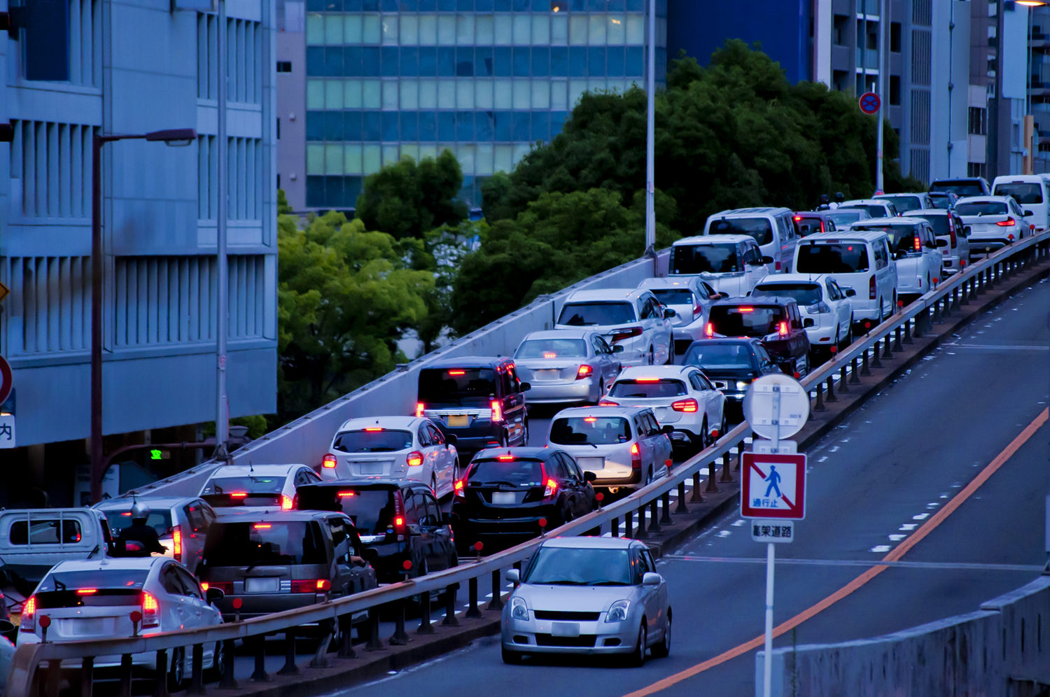 都内の渋滞のイメージ