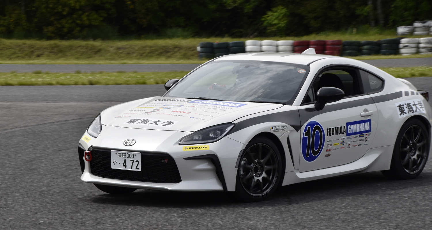「Formula Gymkhana」GR86の走行シーン