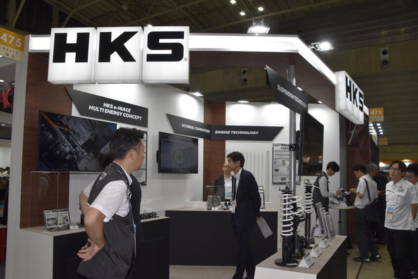HKSが長年培ってきたチューニング技術があればハイエースだってエコカーになる！　内燃機関を捨てない次世代モビリティへの取り組みにクルマ好きなら敬礼