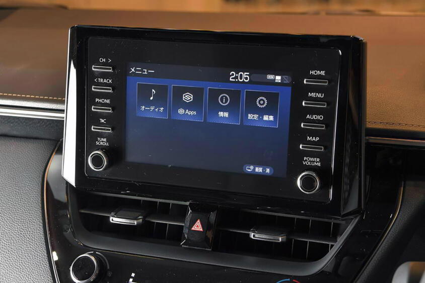 新車購入の楽しみ「オプション選び」が消えつつある令和！　メーカーがグレードの簡素化と装備の標準化を進めるワケ